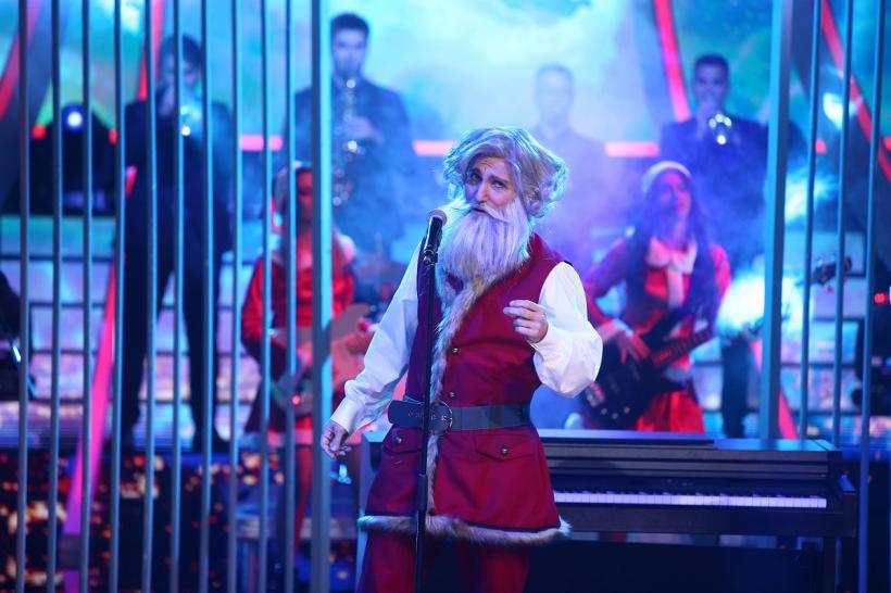 Răzvan şi Dani, super rol de Moş Crăciun în ediţia specială Te cunosc de undeva! din seara de Ajun.  Dani: “E una din cele mai frumoase seri din anul ăsta!” 18816921