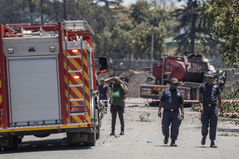 Bilanțul exploziei unei cisterne din Johannesburg a crescut la 15 morți