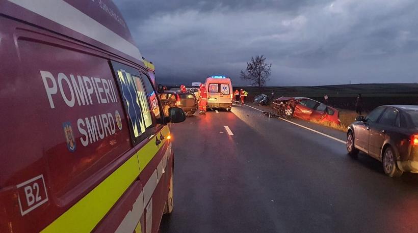 Accident în Suceava cu 7 victime. Printre răniți, și 2 copii 18817329