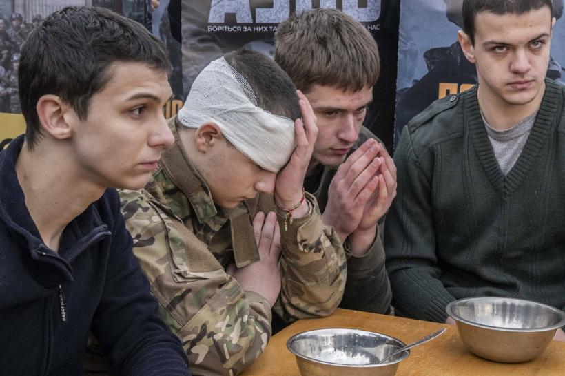 Bombardamentele rușilor fac noi victime în estul Ucrainei 18817290