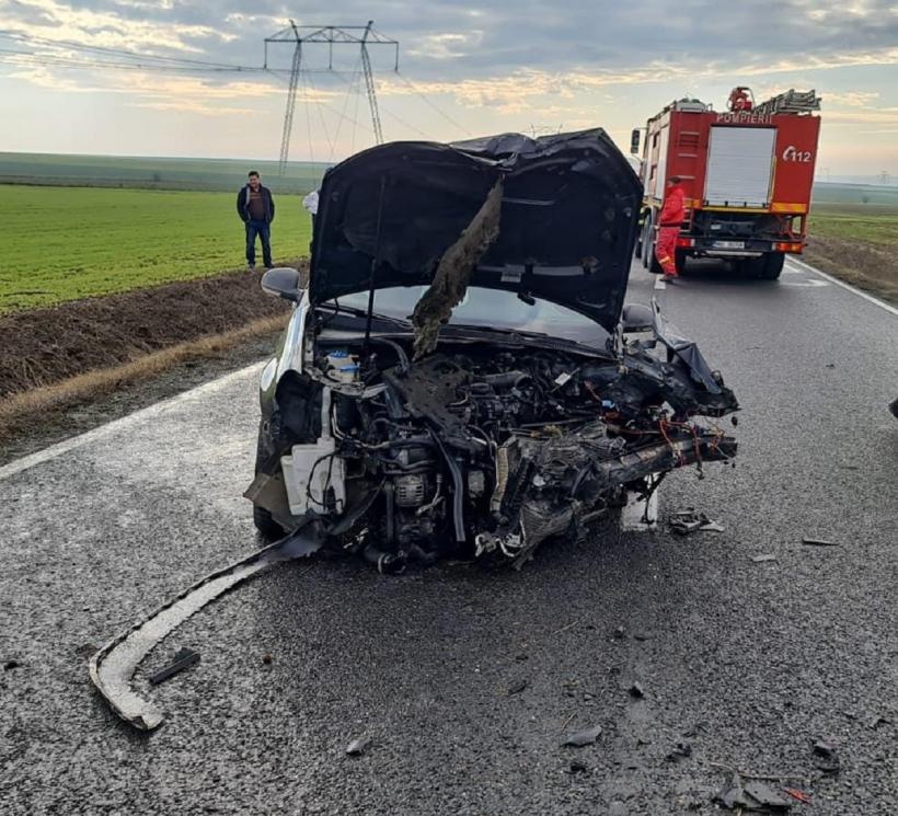 VIDEO Trafic blocat pe DN 22, în Constanța. Trei mașini, implicate într-un accident 18817260