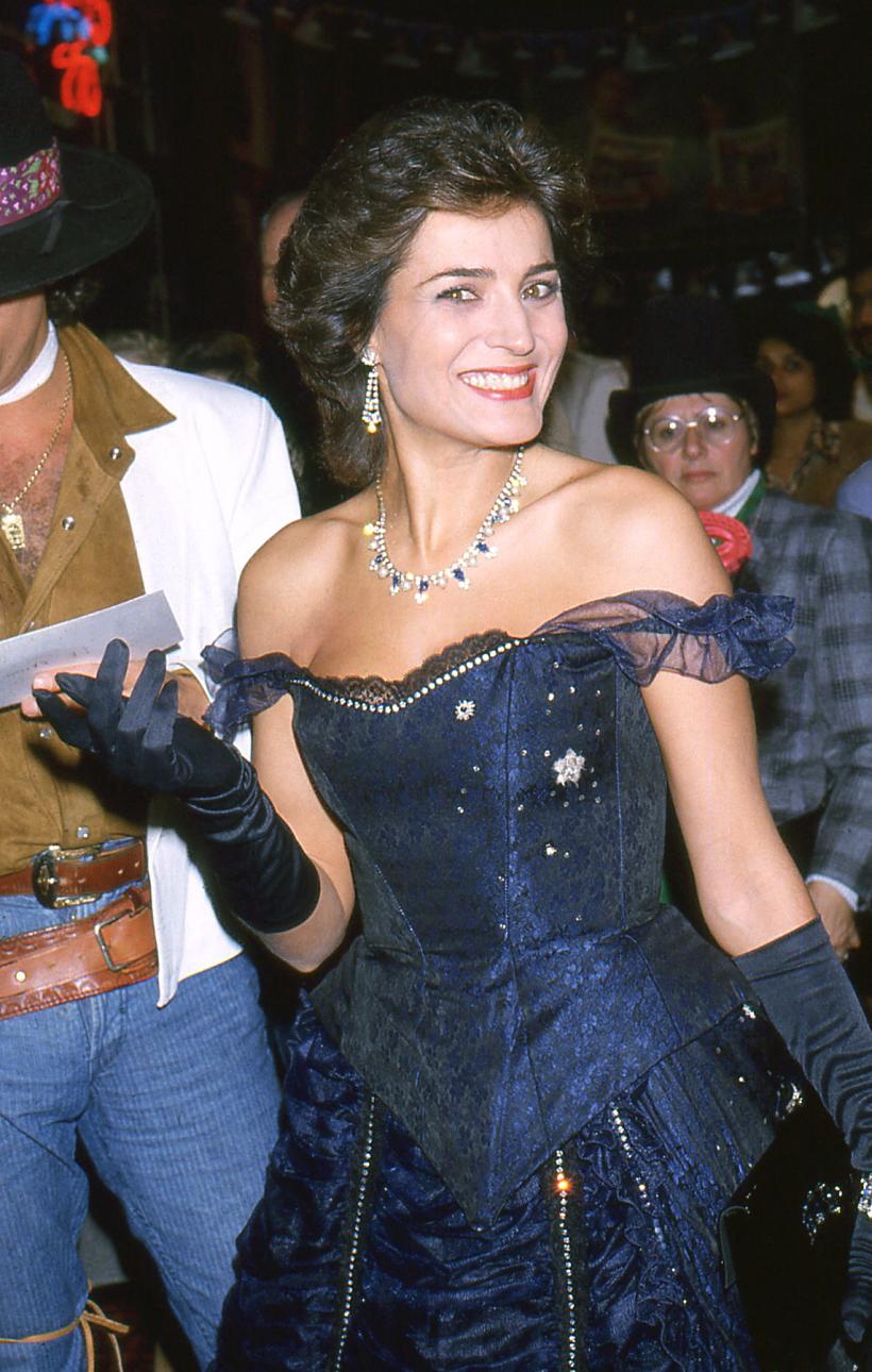 Celebra cântăreața Linda de Suza, simbol al migrației portugheze în Franța, a murit la 74 de ani 18817512