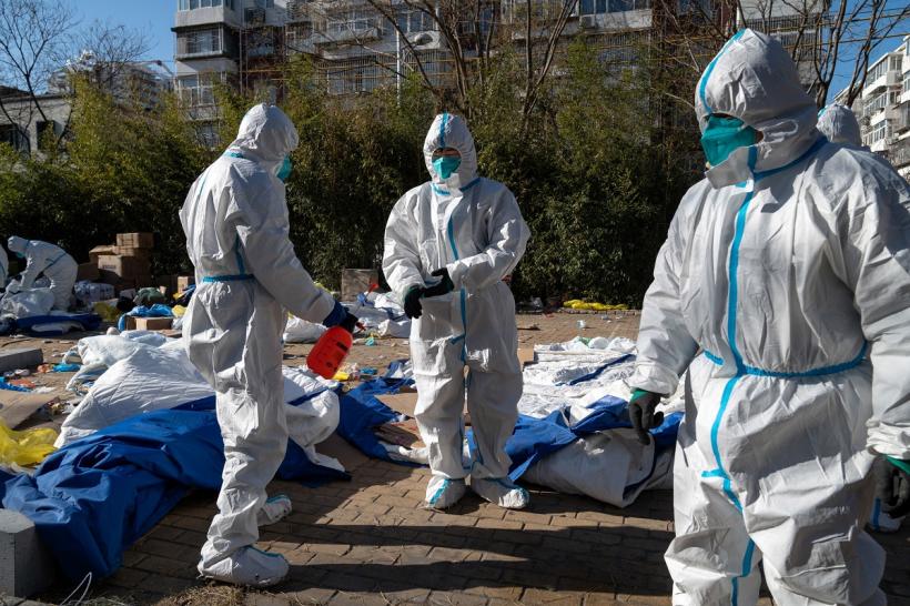 COVID încă face ravagii. Spitalele și crematoriile din China lucrează la foc continuu 18817423