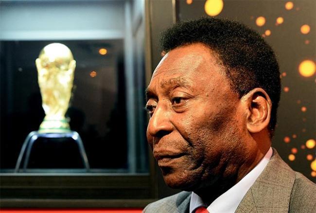 A murit legendarul Pele! "Dragoste, dragoste și iubire, pentru totdeauna" 18817679