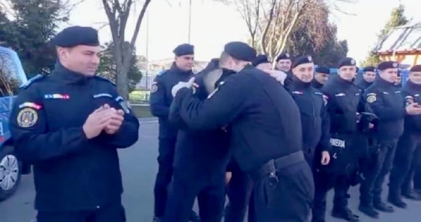 VIDEO Moment emoționant: Unul dintre cei mai apreciați jandarmi gălățeni a predat ștafeta mai tinerilor săi camarazi 18817546