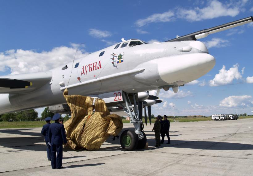 Război în Ucraina, ziua 309: Alarme de raid aerian în Kiev și Herson. Rusia a doborât o dronă în apropierea bazei militare Engels. O rachetă a forțelor ucrainene a căzut în Belarus 18817610