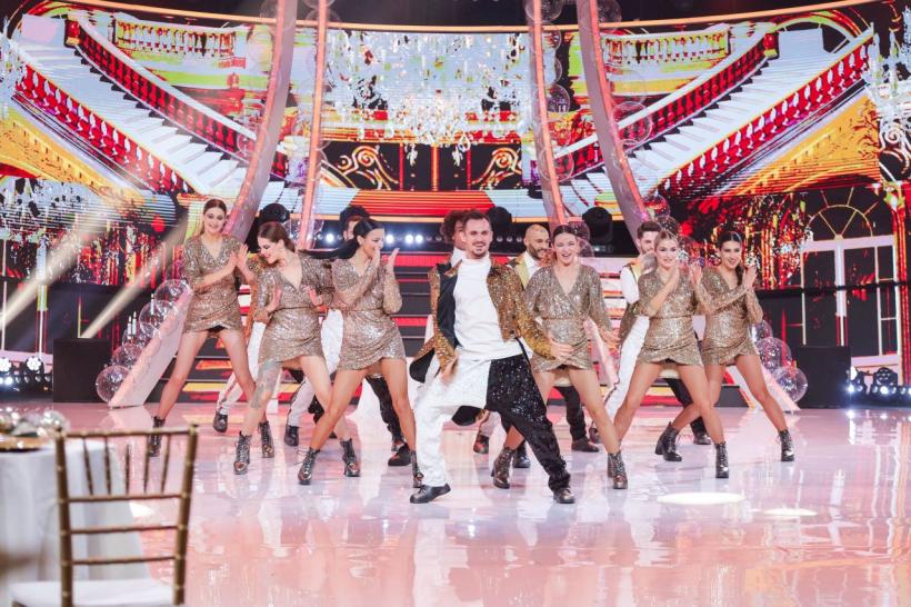 Revelionul cel neBUN aduce la Antena 1 cel mai tare concurs de revelioane! Liviu și Andrei se întrec cu Nea Mărin pentru o porție dublă de distracție 18817560