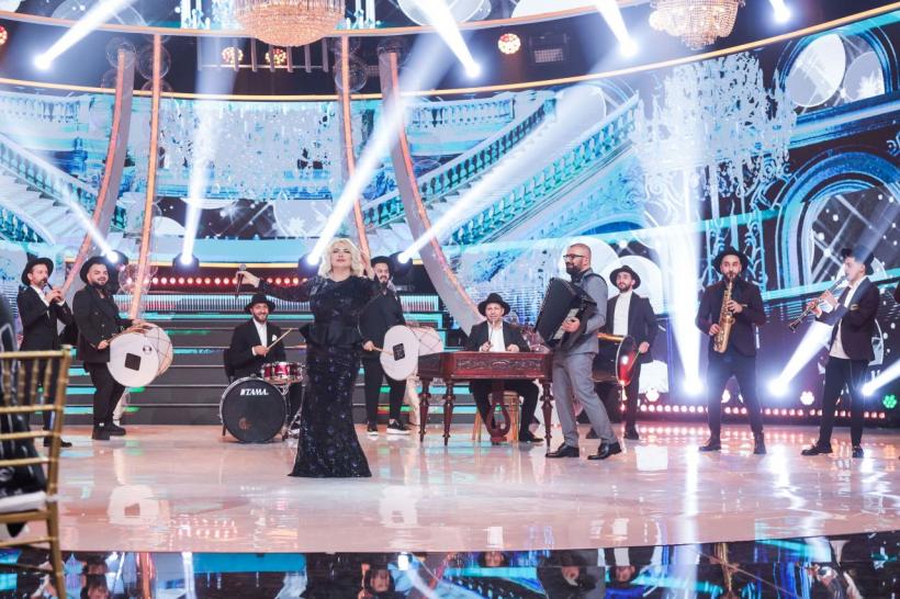 Revelionul cel neBUN aduce la Antena 1 cel mai tare concurs de revelioane! Liviu și Andrei se întrec cu Nea Mărin pentru o porție dublă de distracție 18817564