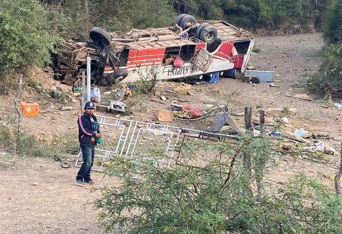 Un autobuz a căzut de pe o stâncă, în Bolivia: 11 morți și 23 de răniți