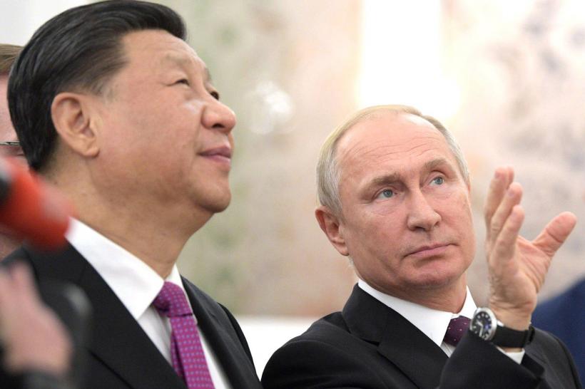 Rusia și China se îndreaptă spre o alianță militară. Liderul de la Beijing invitat la Moscova de Vladimir Putin