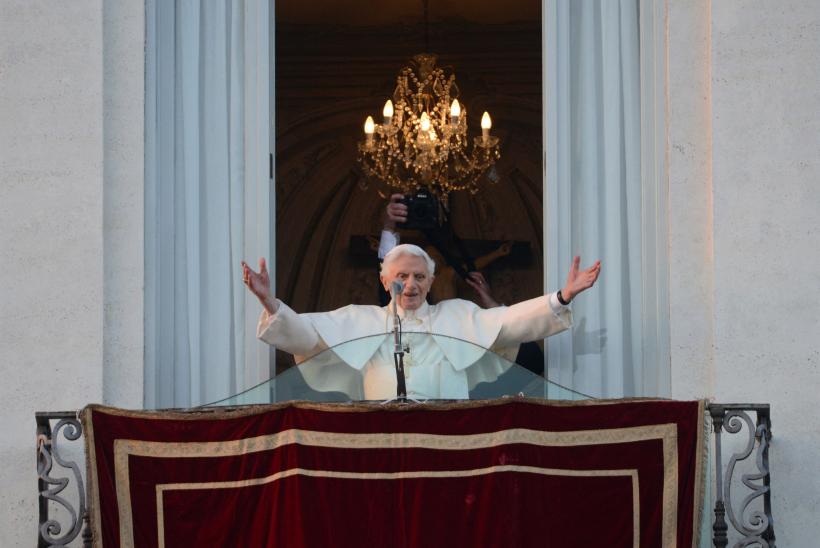 Vaticanul a anunțat când va avea loc înmormântarea fostului papă Benedict al XVI-lea