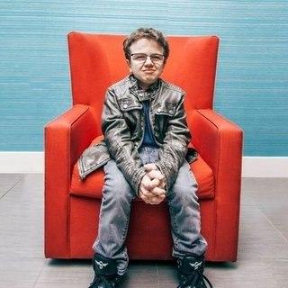 Celebrul Youtuber Keenan Cahill a murit la 27 de ani 18817875