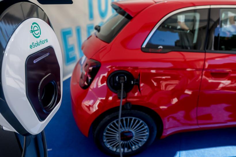 Mașinile electrice, principala opțiune în 2023