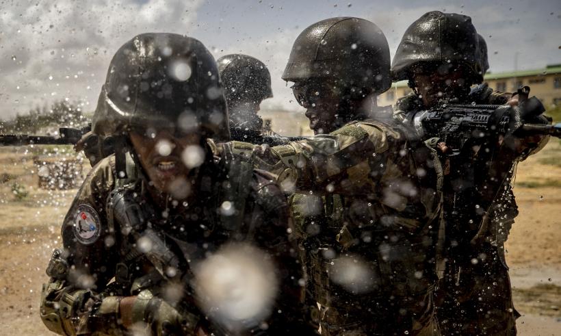 Cel puțin 20 de persoane au murit în luptele dintre protestatari și forțele de ordine din Somalia