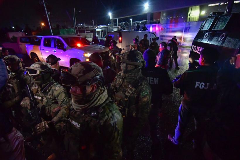 Evadare la început de an. Membrii unui cartel de droguri au atacat o închisoare din Mexic și au reușit să elibereze zeci de deținuți