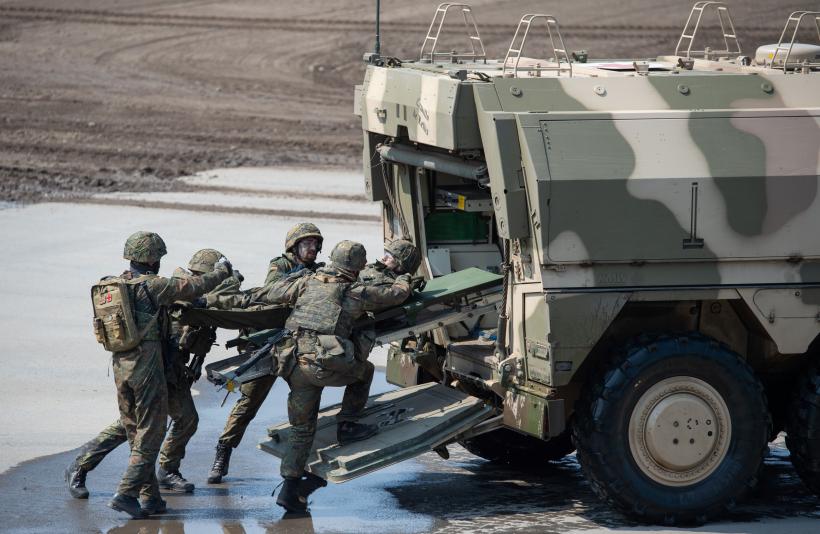 Germania și-ar putea prelungi mandatul la comanda Forței de Reacție Ultra-Rapidă a NATO 18818371