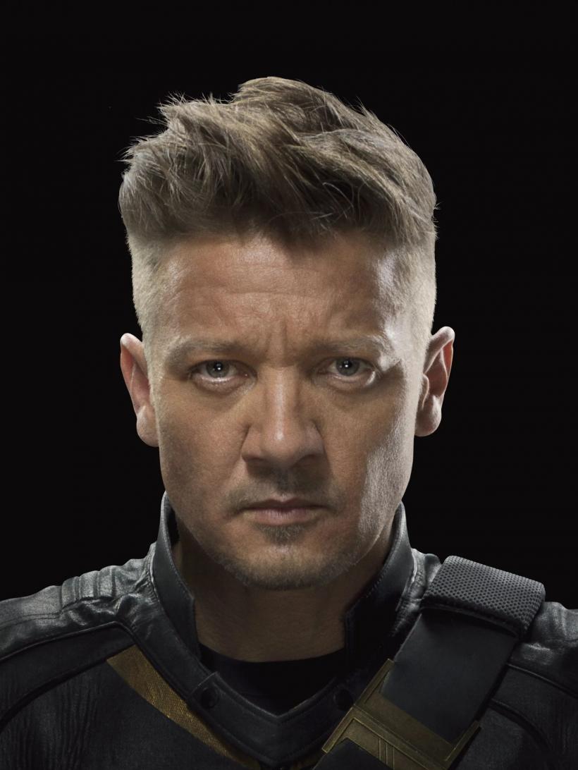 Jeremy Renner își revine după accidentul GRAV suferit în timp ce își deszăpezea curtea 18818481