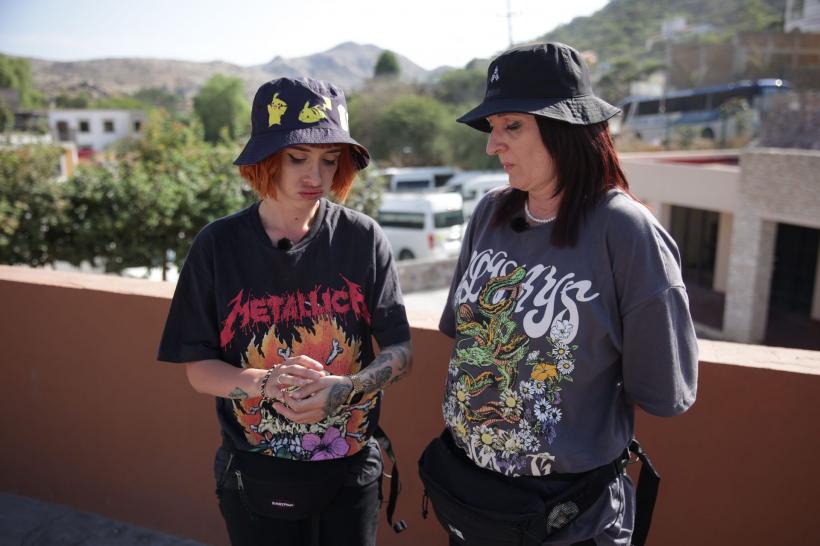 Bie Adam alias Tequila, despre America Express: „Mamei i-a fost mai puțin frică decât mie, eu sunt mai panicată. Mă trezeam noaptea și întrebam: Am dormit cu telefonul de securitate sub pernă, cu mâna pe el” 18818722