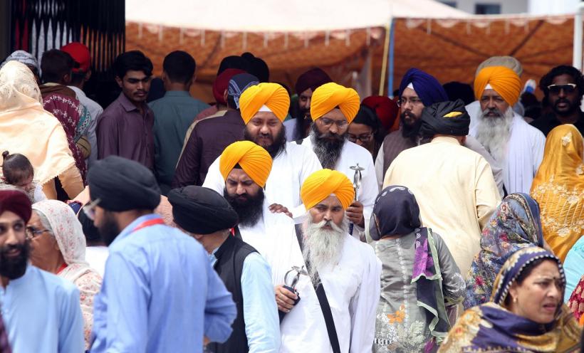 Guvernul indian a interzis activităţile turistice într-un loc de pelerinaj important 18818851