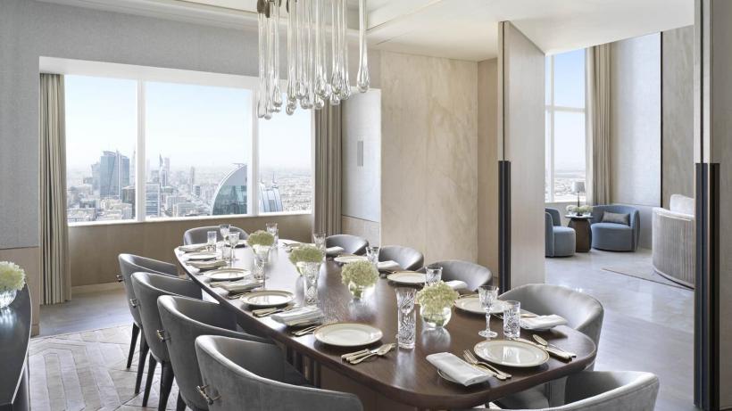 Cum arată luxoasa reședință a lui Cristiano Ronaldo din Arabia Saudită? 18819426