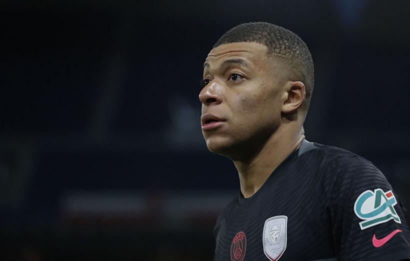 Mbappe îl ceartă pe președintele fotbalului francez că l-a tratat cu "lipsă de respect" pe Zidane 18819267