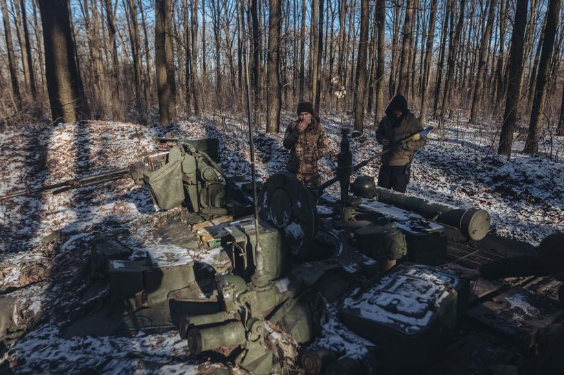 Război în Ucraina, ziua 323. Luptele continuă în jurul orașului Soledar. Care este situația pe front 18819886