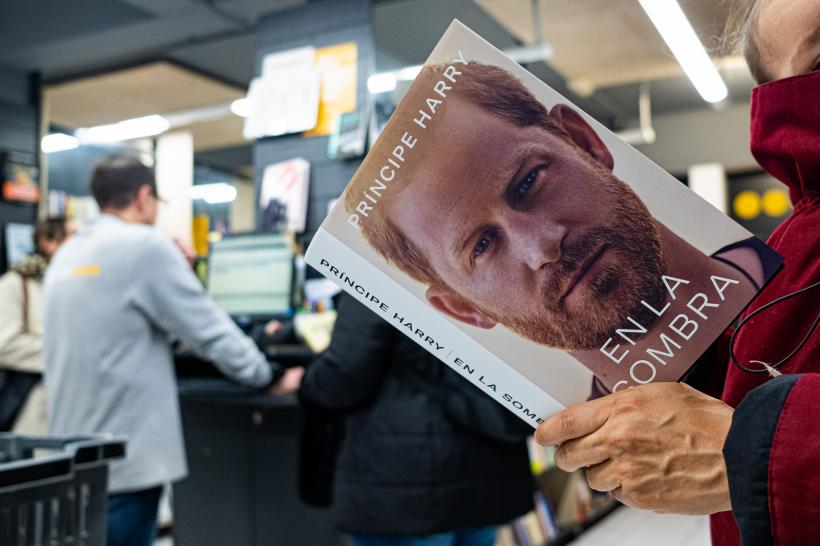 Vânzări RECORD ale cărții de memorii "Rezerva". Popularitatea prințului Harry scade dramatic în Marea Britanie 18819911