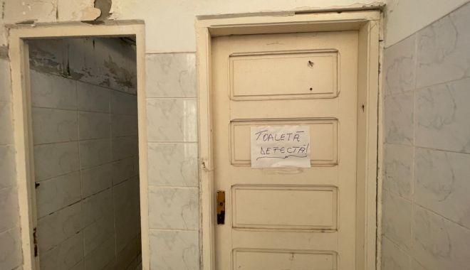 Imagini parcă desprinse dintr-un film horror într-o Secție de Poliție din Constanța. „Am fost șocat, sunt condiții inumane!” 18820105