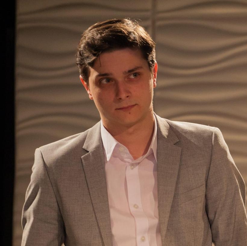 Aplauze pentru poet... pe scenă de Ziua Culturii Naționale. Un spectacol despre emoţie, poezie şi muzică 18820178