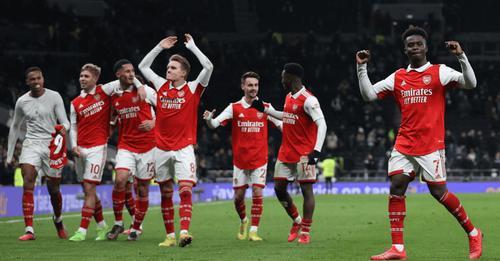 Arsenal câștigă fără emoții derby-ul cu Tottenham și se detașează în fruntea Premier League 18820535