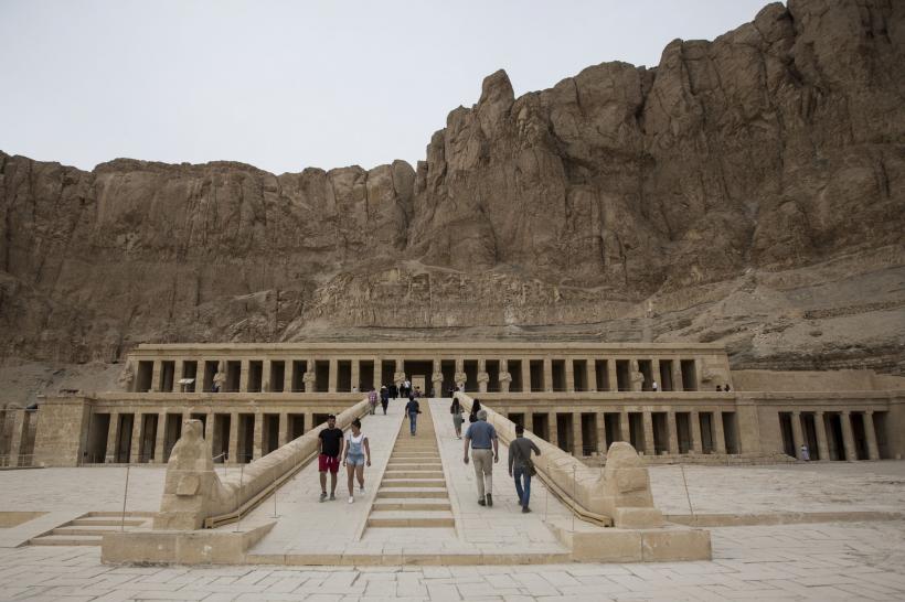 O nouă descoperire în Egipt. A fost găsit mormântul unei regine din perioada faraonilor 18820576