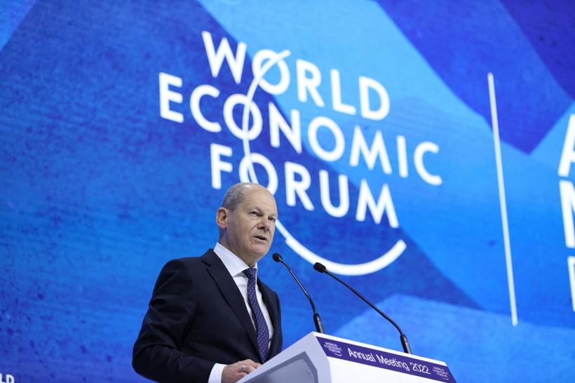 Forumul de la Davos, prezență record și proteste ale activiștilor de mediu 18820563