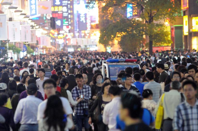 Populația Chinei scade pentru prima dată în șase decenii. India va deveni cea mai populată națiune