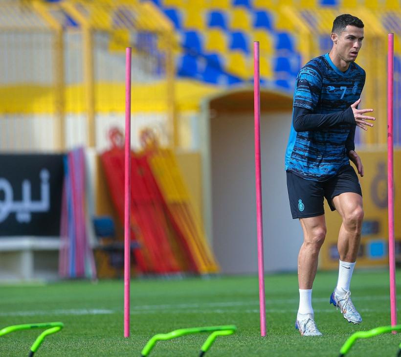 Ronaldo, căpitan la debutul său în Arabia Saudită, în amicalul contra lui Messi 18820781