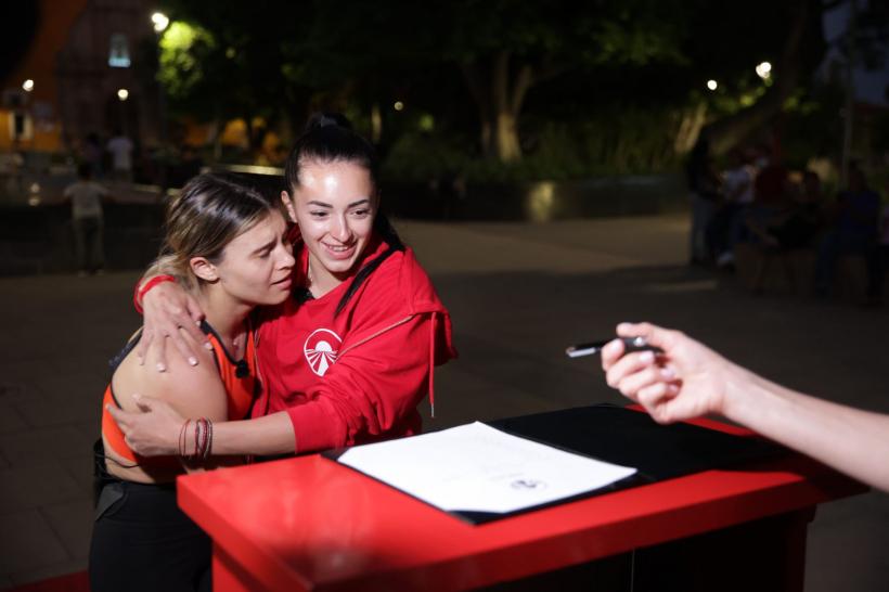 America Express, din nou lider de piață. Irina Fodor anunță diseară echipele din cursa pentru ultima șansă  Urmează întrecerea dinaintea eliminării! 18821036