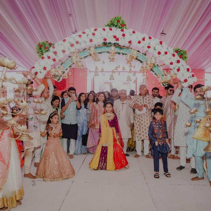 Incredibil: O fetiță de 8 ani a renunțat la peste 60 milioane de dolari ca să devină călugăriță 18821301