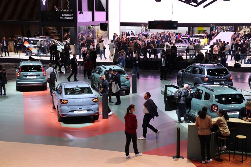 Directorul Dacia: Maşinile se vor scumpi foarte mult odată cu Euro 7