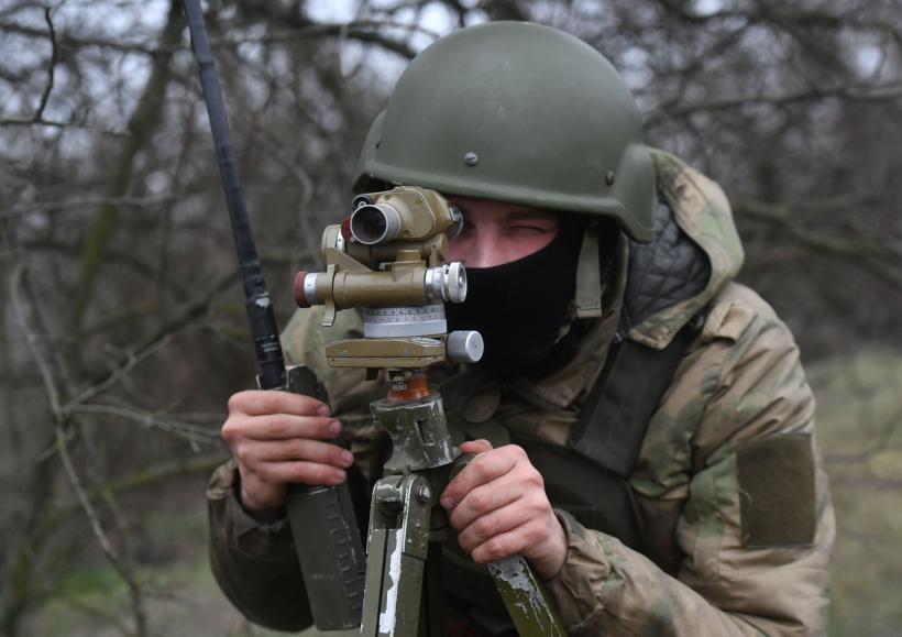 Război în Ucraina, ziua 335. Ucrainenii construiesc fortificații din beton în jurul Kievului. Bombardamente în Donețk 18822063