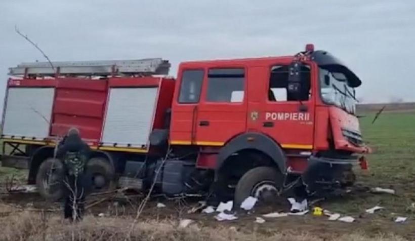 Tragedie: Accident cu o mașină ISU. Un mort și trei pompieri răniți! 18822172