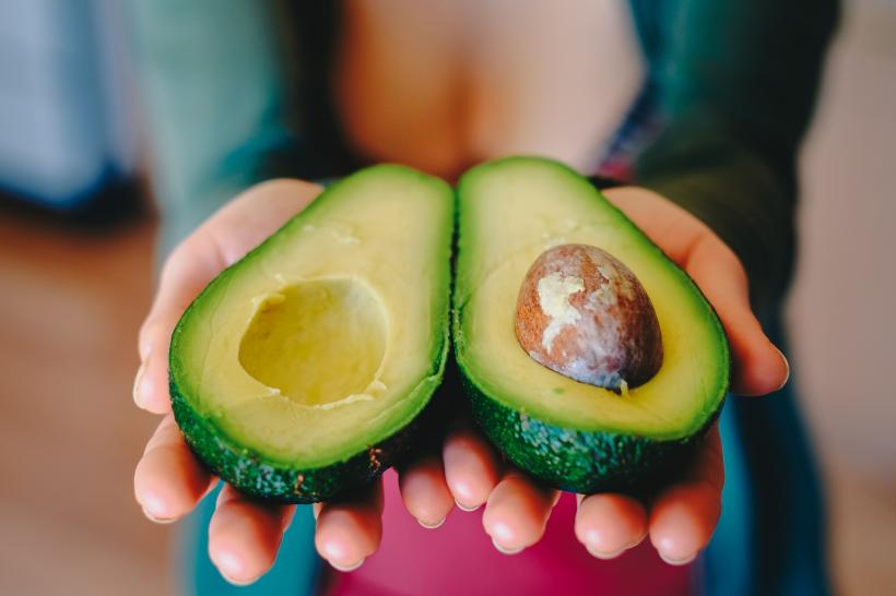 Ce se întâmplă cu corpul nostru când măncăm avocado în fiecare zi