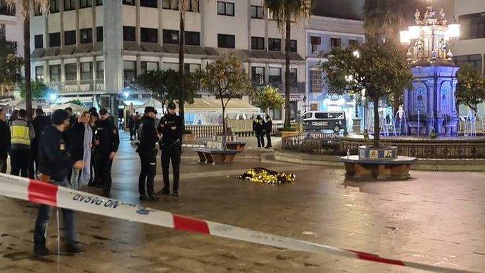 Atacuri în bisericile din Spania: un preot a murit și mai mulți enoriași au fost răniți 18822301