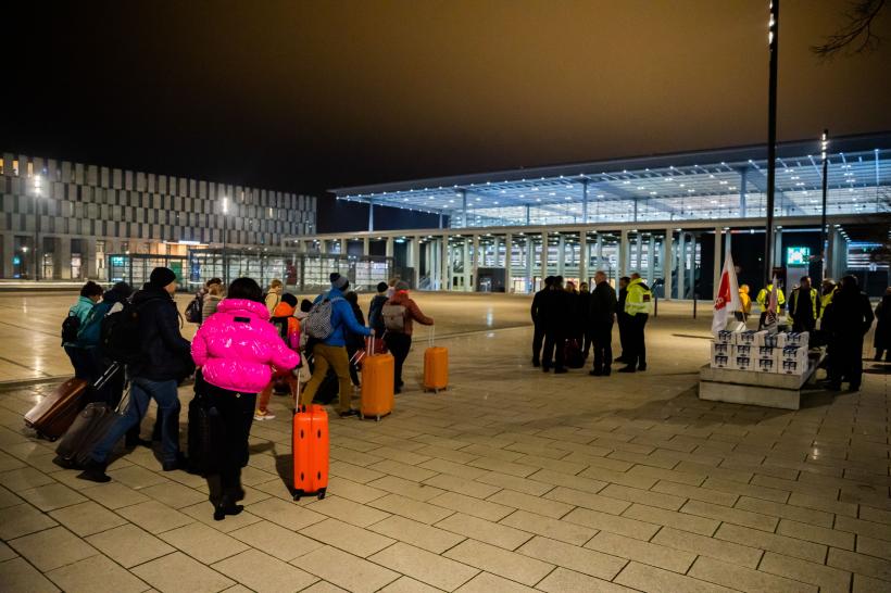 Aeroportul din Berlin, paralizat de grevă. Toate zborurile au fost anulate 18822145