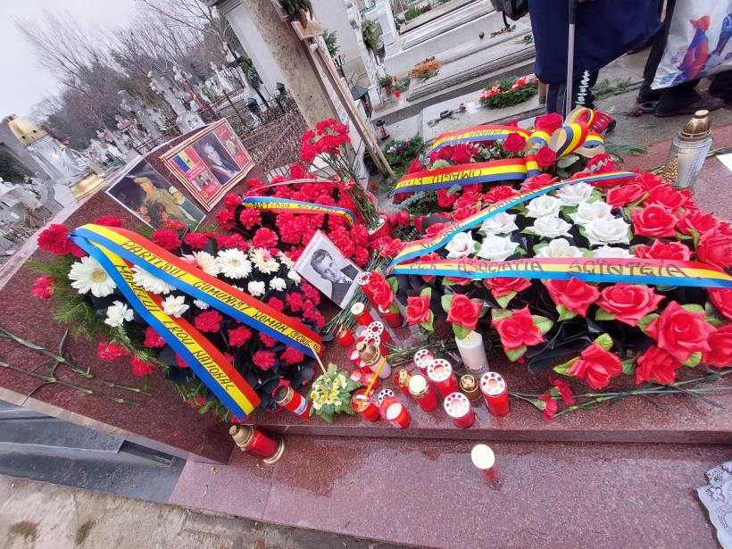 Neocomunismul la căpătâiul lui Ceaușescu. „Pescarul ce vrea? Să prindă pește! Rapidistul? Să bată Rapid! Așa e și la noi, la comuniști!” 18822395