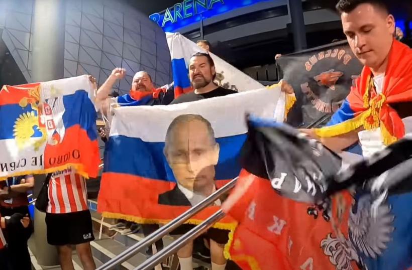 Tatăl lui Djokovic, alături de steagul Rusiei! 18822336
