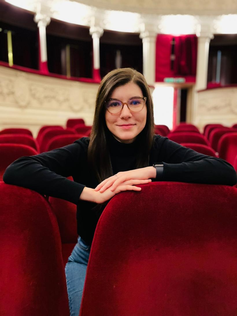 „O casă deschisă”, piesa regizată de câștigătoarea concursului de proiecte organizat de Teatrul Odeon, are premiera sâmbătă 18822334