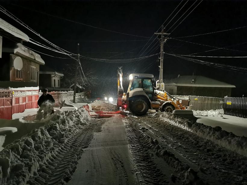 Restricții de tonaj pe mai multe drumuri naționale din cauza ninsorii 18822644