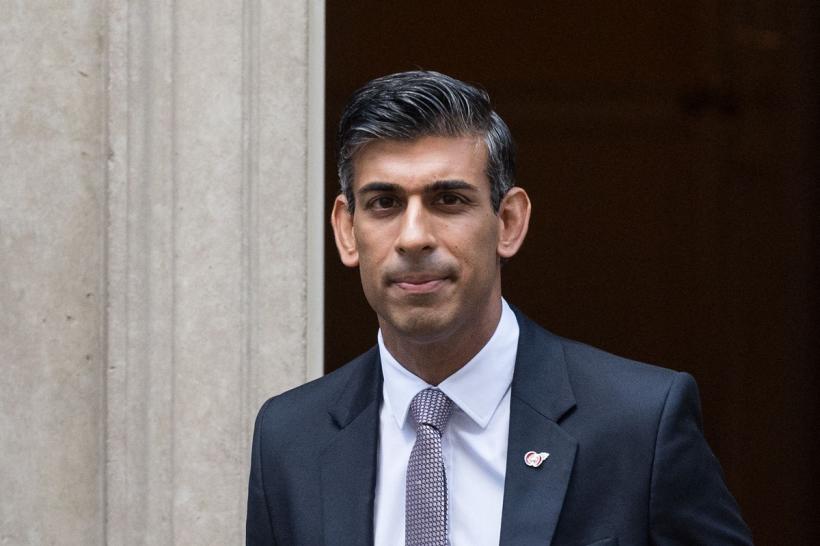 Scadal la Londra! Premierul britanic cedează și îl demite pe președintele Partidului Conservator 18822866