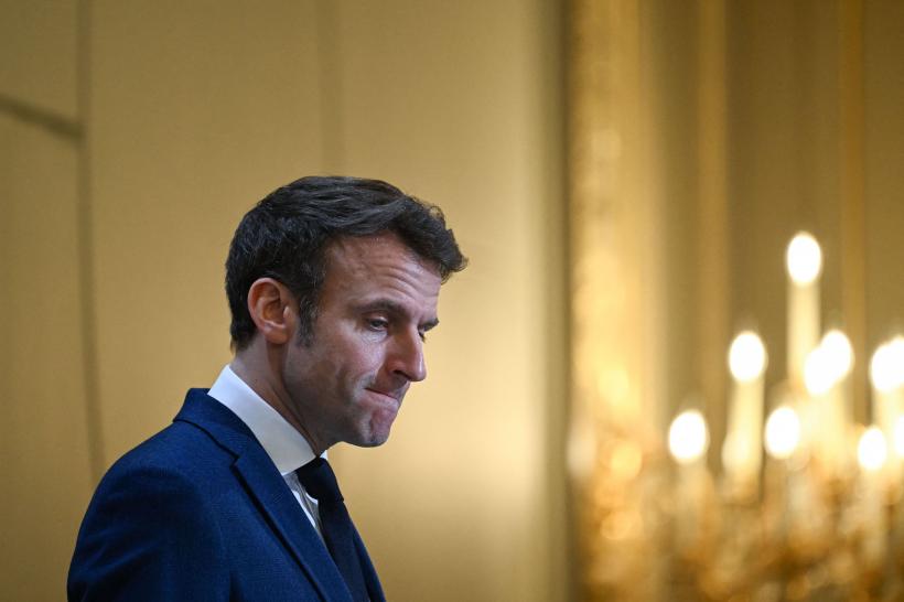 Emmanuel Macron, rezervat cu privire la oferirea de avioane militare Ucrainei