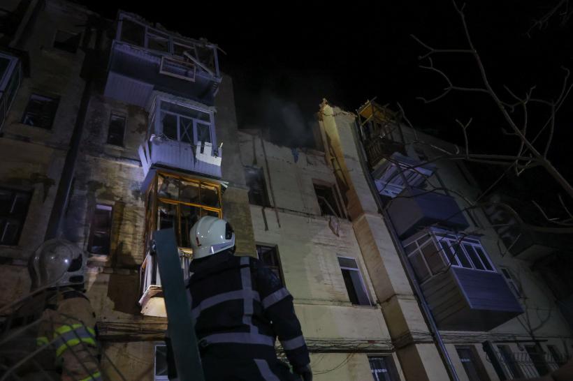 Război în Ucraina, ziua 341. Noi atacuri cu rachete și drone. Rețeaua electrică GRAV afectată 18822939