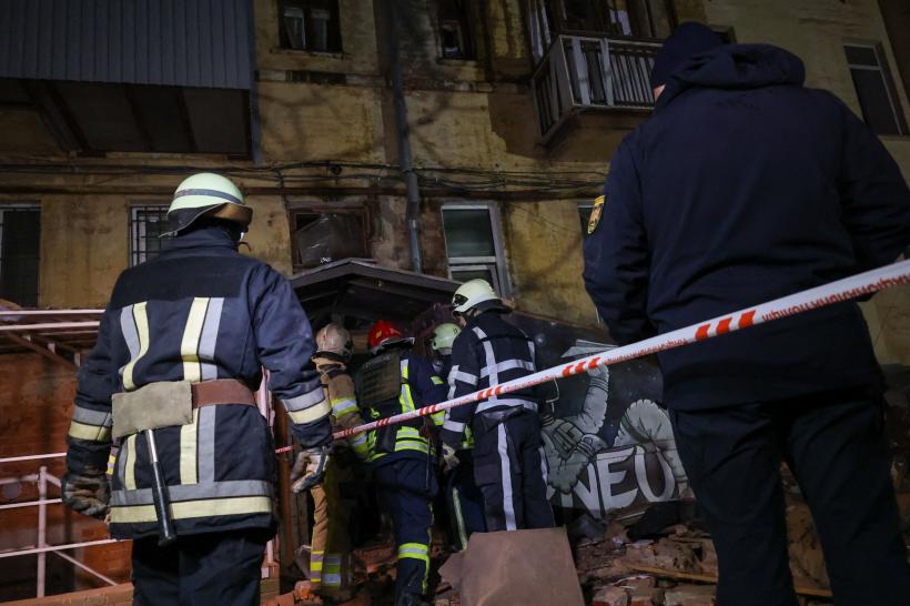 Război în Ucraina, ziua 341. Noi atacuri cu rachete și drone. Rețeaua electrică GRAV afectată 18822941